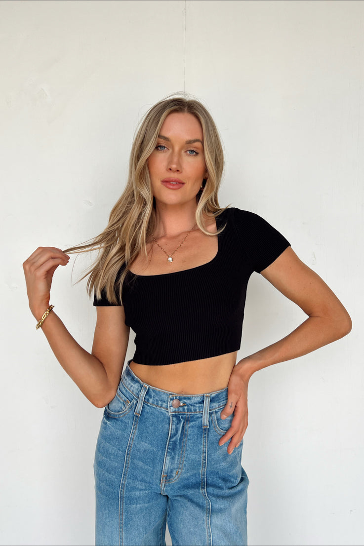 Huxley Top