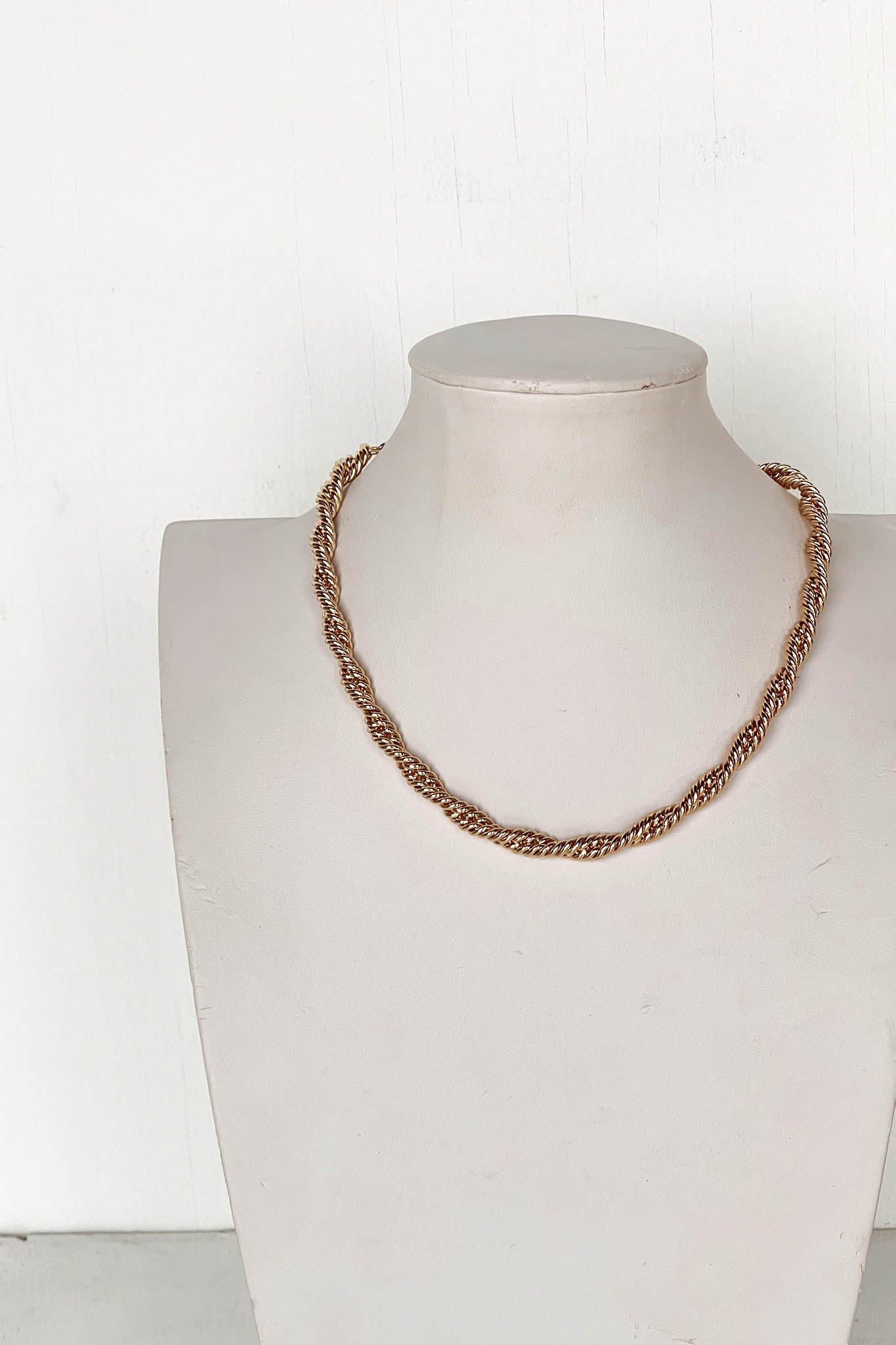 Twist and Shout Necklace