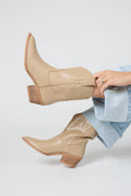 Karlie Boots