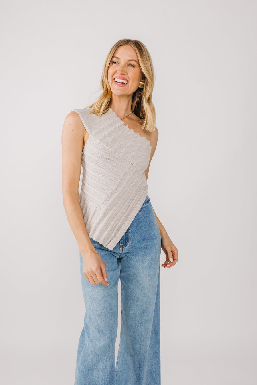 Hillary Top