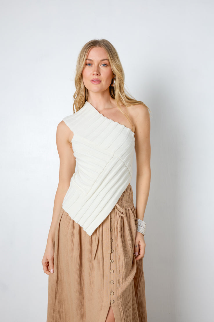 Hillary Top